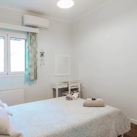 Achilleion Holiday Home * Achílleion