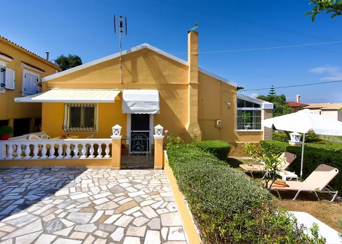 Achilleion Holiday Home *