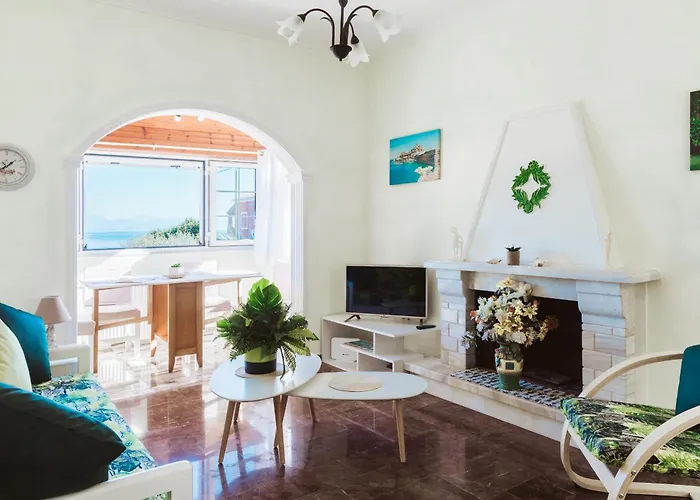 Achilleion Holiday Home *