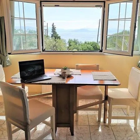 Ferienhaus Achilleion Holiday Home